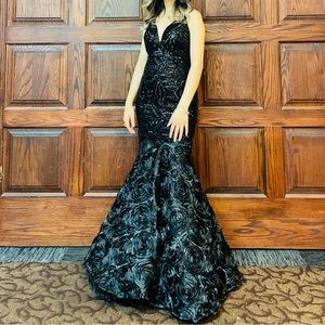 Black Mermaid Sequin Rosette Prom Dresses. Size: height 4’2” bust 14”